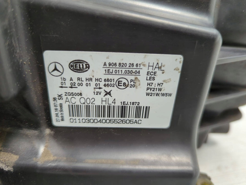 Frontscheinwerfer Mercedes-Benz Sprinter A9068202661 Rechts Headlight SCH9514185694ra