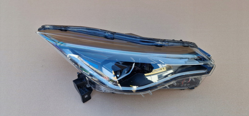 Frontscheinwerfer Renault Zoe 260102384R Rechts Scheinwerfer Headlight SCH9126611499ul