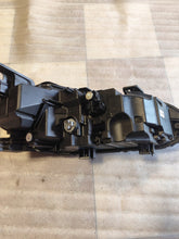 Laden Sie das Bild in den Galerie-Viewer, Frontscheinwerfer Honda Civic I 100-8F06E FALSE Scheinwerfer Headlight SCH8671117984op