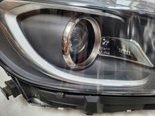 Laden Sie das Bild in den Galerie-Viewer, Frontscheinwerfer Mercedes-Benz W176 A1768200661 Ein Satz Scheinwerfer Headlight SCH6072250881zg
