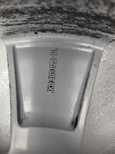Laden Sie das Bild in den Galerie-Viewer, 1x Alufelge 18 Zoll 8.0&quot; 5x112 26ET Glanz Silber 8K0601025BL Audi A4 Rim Wheel