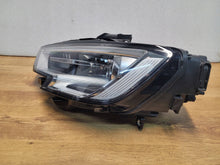 Laden Sie das Bild in den Galerie-Viewer, Frontscheinwerfer Audi A3 8V0941005E Xenon Links Scheinwerfer Headlight SCH5224989288ut