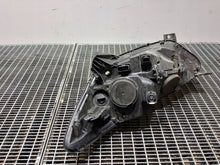 Laden Sie das Bild in den Galerie-Viewer, Frontscheinwerfer Renault Captur 1305237130 Rechts Scheinwerfer Headlight SCH6357976418io