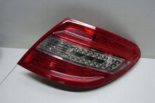 Load image into Gallery viewer, Rückleuchte Mercedes-Benz W204 2048202064 Rechts Rearlight