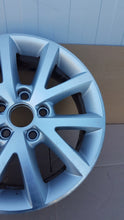 Load image into Gallery viewer, 1x Alufelge 16 Zoll 6.5&quot; 5x112 50ET 1K0601025CK VW Golf Vi Rim Wheel