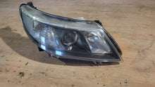 Laden Sie das Bild in den Galerie-Viewer, Frontscheinwerfer Saab 93 9-3 Xenon Rechts Scheinwerfer Headlight