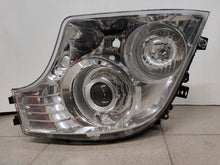 Laden Sie das Bild in den Galerie-Viewer, Frontscheinwerfer Mercedes-Benz A9608200639 Xenon Links Scheinwerfer Headlight