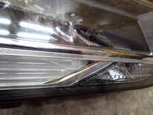 Load image into Gallery viewer, Frontscheinwerfer Audi Q2 Gab 81A941012 Full LED Rechts Scheinwerfer Headlight