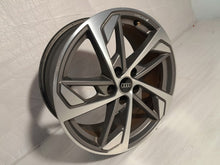 Laden Sie das Bild in den Galerie-Viewer, 1x Alufelge 18 Zoll 8.0" 5x112 8W0601025EK Audi Rim Wheel FEL6331715407ev