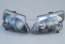 Laden Sie das Bild in den Galerie-Viewer, Frontscheinwerfer Mercedes-Benz Vito W447 A4479067700 A4479067800 Ein Satz