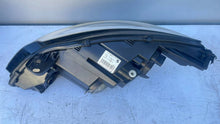 Laden Sie das Bild in den Galerie-Viewer, Frontscheinwerfer Peugeot 308 II 9677522980 Rechts Scheinwerfer Headlight SCH2319003505ed
