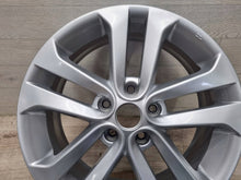 Load image into Gallery viewer, 1x Alufelge 17 Zoll N45701 Nissan Juke F15 Rim Wheel FEL8385646772ig