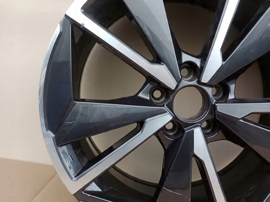 1x Alufelge 19 Zoll 8.0" 5x114.3 45ET 6UA3A Nissan Rim Wheel