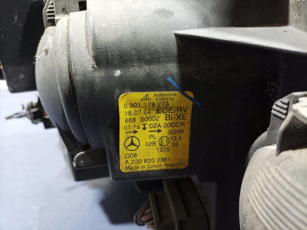 Frontscheinwerfer Mercedes-Benz W220 A2208202361 Links Scheinwerfer Headlight SCH5583276452we