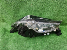 Laden Sie das Bild in den Galerie-Viewer, Frontscheinwerfer Mazda Cx5 Cx-5 KB8N51030 LED Rechts Scheinwerfer Headlight
