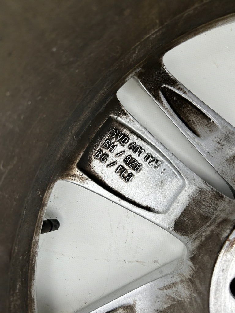 1x Alufelge 17 Zoll 6.5" 5x112 41ET 3V0601025BH Skoda Superb Iii Rim Wheel