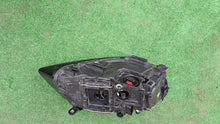 Laden Sie das Bild in den Galerie-Viewer, Frontscheinwerfer Audi Q5 8R0941031C LED Links Scheinwerfer Headlight SCH7242553051vx