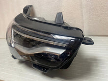 Laden Sie das Bild in den Galerie-Viewer, Frontscheinwerfer Opel Grandland X YP00015980 LED Rechts Scheinwerfer Headlight SCH9306903227sg