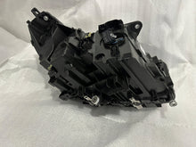 Laden Sie das Bild in den Galerie-Viewer, Frontscheinwerfer BMW 5 5A798D1-08 LED Links Scheinwerfer Headlight SCH5755277653il