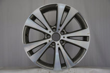 Load image into Gallery viewer, 1x Alufelge 18 Zoll 8.0" 5x112 44ET Glanz 3C0601025AN Mg Passat B7 Rim Wheel FEL5074582278od