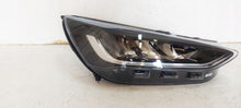 Laden Sie das Bild in den Galerie-Viewer, Frontscheinwerfer Ford Focus NX7B-13E014-CD Full LED Rechts Headlight SCH7106834129bv
