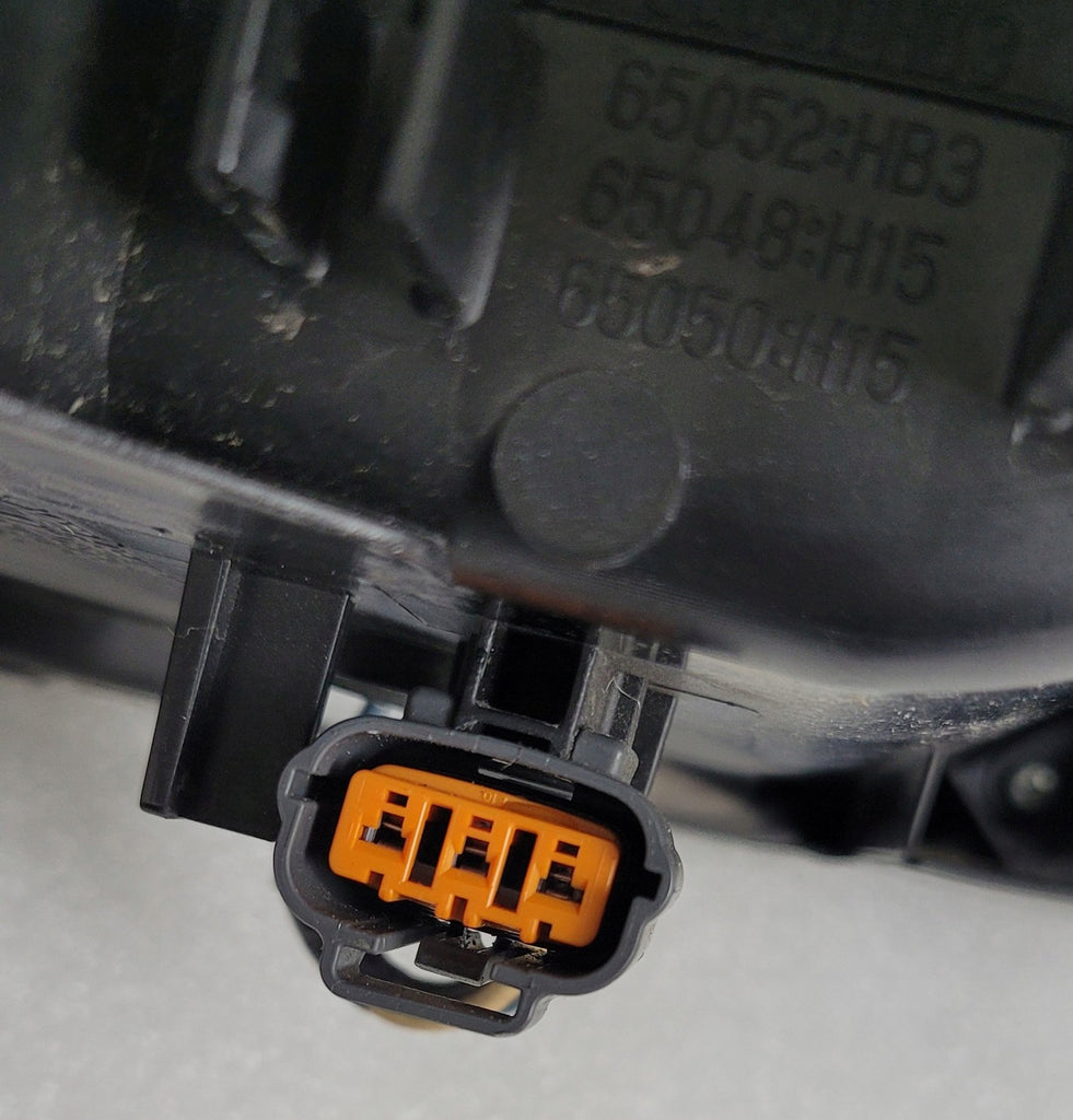 Frontscheinwerfer Mazda Cx-3 D10E-51040 65052HB3 65050H15 Links Headlight