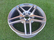 Load image into Gallery viewer, 1x Alufelge 18 Zoll 8.0" 5x112 45ET A2074010000 Mercedes-Benz Coupe Rim Wheel FEL2576213955ts