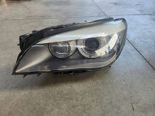 Load image into Gallery viewer, Frontscheinwerfer BMW 7 F01 F02 7228427 Xenon Ein Stück (Rechts oder Links) SCH3218082130bu