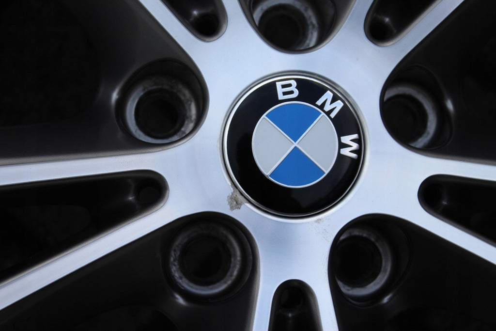 4x Alufelge 17 Zoll 7.5" 5x112 27ET Glanz Graphit 6863417 BMW 5 G31 G30 FEL5225709110ms