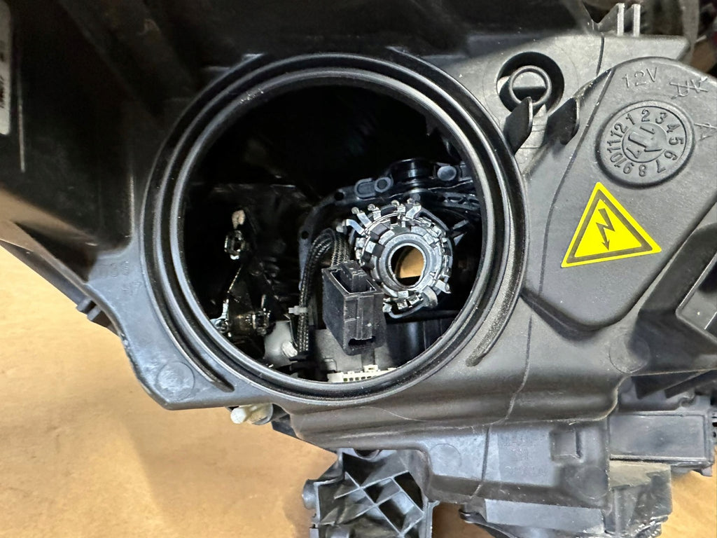 Frontscheinwerfer Ford Kuga GV41-13D155-EF Xenon Links Scheinwerfer Headlight SCH2226491615iq