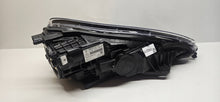 Laden Sie das Bild in den Galerie-Viewer, Frontscheinwerfer Porsche Macan 95b 95B941031FH Xenon Links Headlight SCH4937112209ws