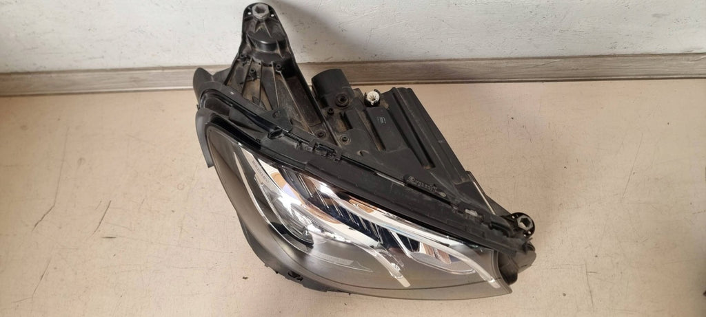 Frontscheinwerfer Mercedes-Benz W213 A2139067806 LED Rechts Headlight SCH9011938902nf