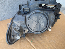 Laden Sie das Bild in den Galerie-Viewer, Frontscheinwerfer BMW 2 F22 F23 7388928 Xenon Rechts Scheinwerfer Headlight SCH9416377248ce