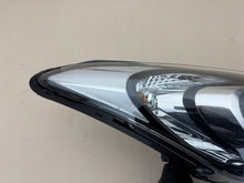 Load image into Gallery viewer, Frontscheinwerfer Hyundai I30 92102-A6010 Rechts Scheinwerfer Headlight SCH9709508770vf