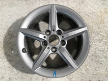 Load image into Gallery viewer, 1x Alufelge 16 Zoll 7.0&quot; 5x120 40ET 6856079 BMW 1 F20 Rim Wheel