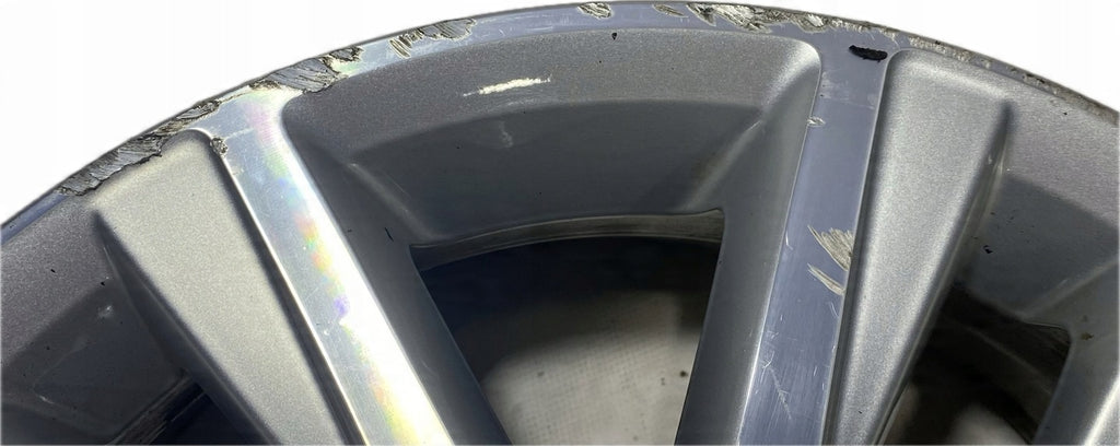 1x Alufelge 15 Zoll 6.0" 5x100 40ET Glanz Silber 6R0601025 VW Polo Rim Wheel