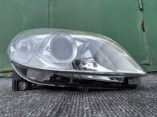 Laden Sie das Bild in den Galerie-Viewer, Frontscheinwerfer Mercedes-Benz W245 A1698207861 1975106000301247202 Rechts SCH1266085296xt