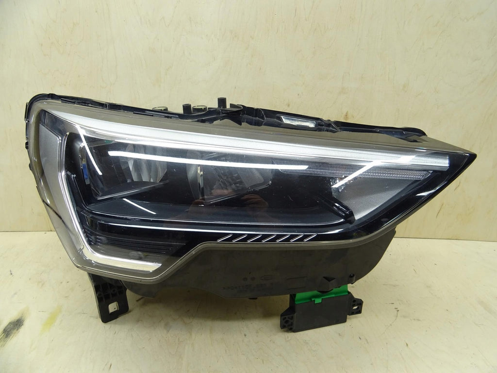 Frontscheinwerfer Audi Q3 83A941012 Rechts Scheinwerfer Headlight