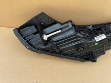 Load image into Gallery viewer, Frontscheinwerfer Hyundai Tucson 92102-D7200 Rechts Scheinwerfer Headlight SCH6591976172hn