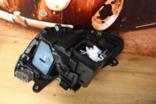 Laden Sie das Bild in den Galerie-Viewer, Frontscheinwerfer Mercedes-Benz W205 A2059067403 Rechts Scheinwerfer Headlight SCH4352229741iq