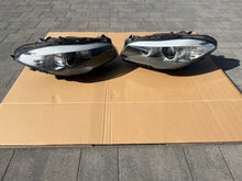 Laden Sie das Bild in den Galerie-Viewer, Frontscheinwerfer BMW F11 F10 7203245 Ein Stück (Rechts oder Links) Headlight SCH1050091757cn