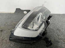 Laden Sie das Bild in den Galerie-Viewer, Frontscheinwerfer Opel Movano B Master III 260105567 Rechts Headlight SCH7206998772em