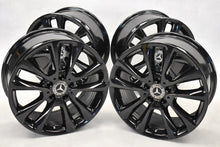 Laden Sie das Bild in den Galerie-Viewer, 1x Alufelge 18 Zoll 8.0&quot; 5x112 43ET A2134011600 Mercedes-Benz W213 Rim Wheel