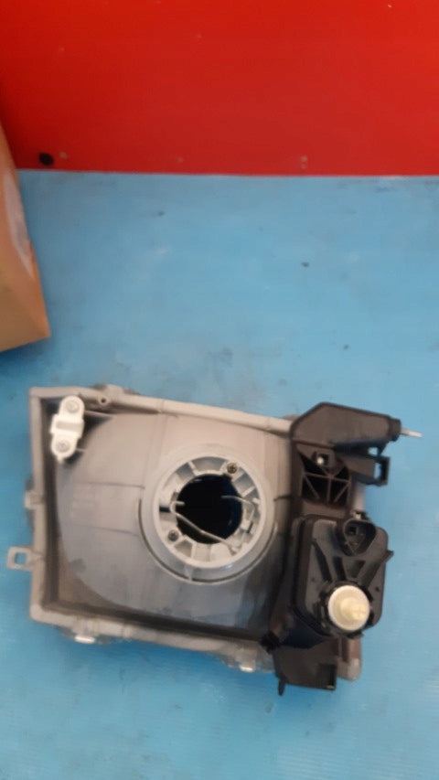 Frontscheinwerfer Toyota Hilux VI 81170-35340 6F9880741G0445110262 Links SCH4657238770nw