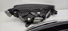 Laden Sie das Bild in den Galerie-Viewer, Frontscheinwerfer Skoda Superb III 3V1941015D 3V1941016D Full LED Ein Satz
