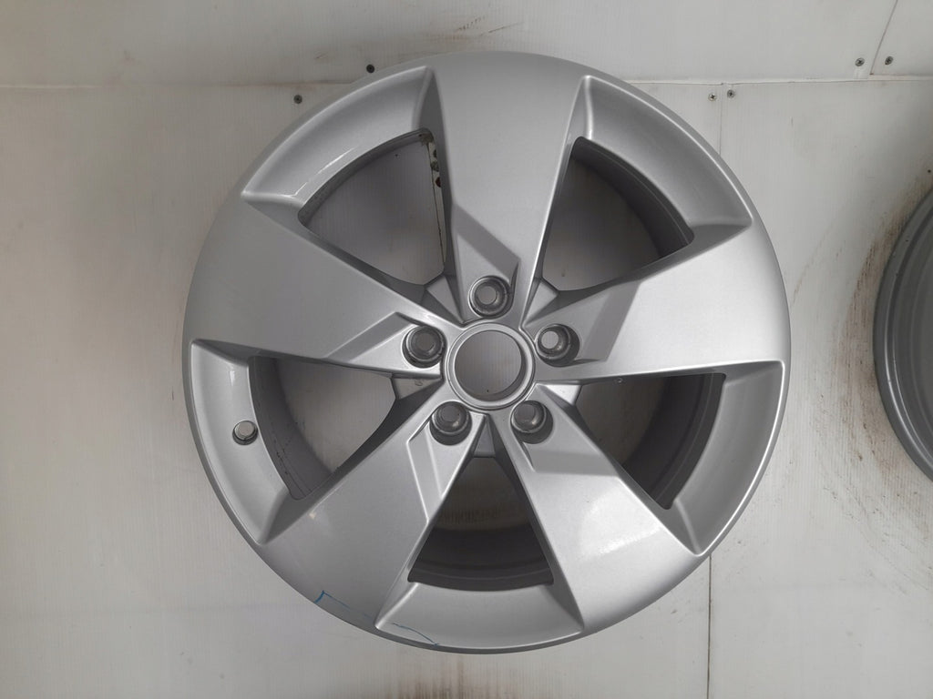 1x Alufelge 17 Zoll 7.0" 5x112 47ET Glanz Silber 8S0601025J Audi Rim Wheel FEL4745525659sr