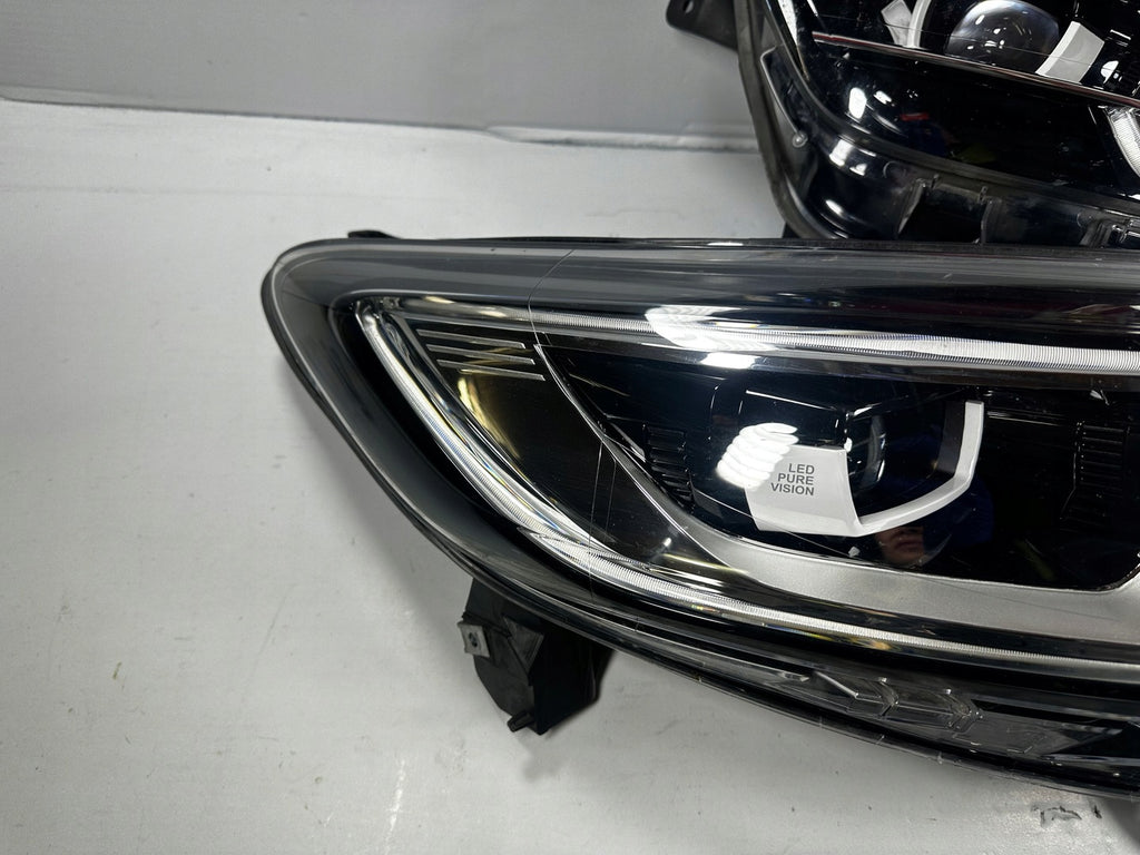Frontscheinwerfer Renault Captur I 260105570R 260608385R LED Ein Satz Headlight SCH8677135051qv