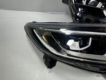 Load image into Gallery viewer, Frontscheinwerfer Renault Captur I 260105570R 260608385R LED Ein Satz Headlight SCH8677135051qv