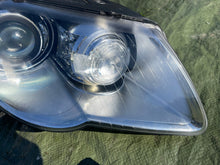 Laden Sie das Bild in den Galerie-Viewer, Frontscheinwerfer VW Passat 89312669 89312660 FALSE Scheinwerfer Headlight SCH1632519731dp