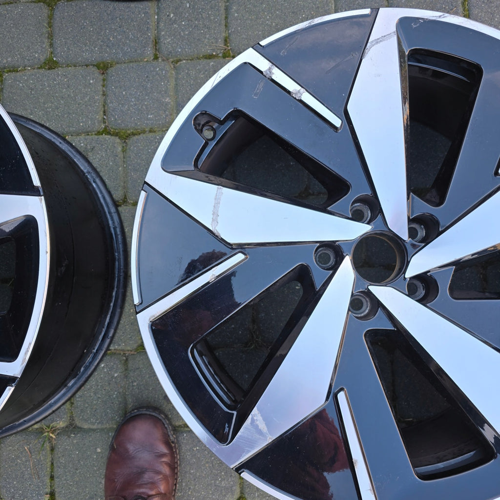 1x Alufelge 20 Zoll 8.0" 5x108 45ET 11A601025G VW I Rim Wheel FEL7718782259fq